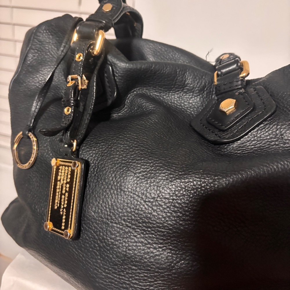 Marc Jacobs Black Leather Shoulder Bag with Gold Hardware and Plaque